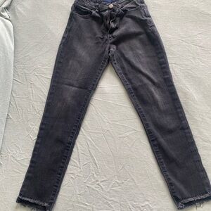 GAP Black Slim Fit Jeans with Modern Style